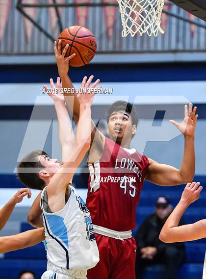 Thumbnail 2 in University vs. Lowell (Bambauer Classic) photogallery.