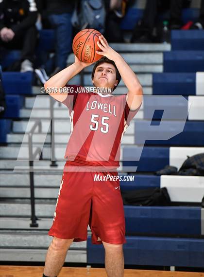 Thumbnail 1 in University vs. Lowell (Bambauer Classic) photogallery.