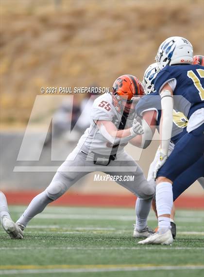 Thumbnail 1 in Erie @ Palmer Ridge (CHSAA 4A State Semifinal Playoff Game) photogallery.