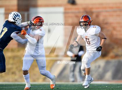 Thumbnail 2 in Erie @ Palmer Ridge (CHSAA 4A State Semifinal Playoff Game) photogallery.
