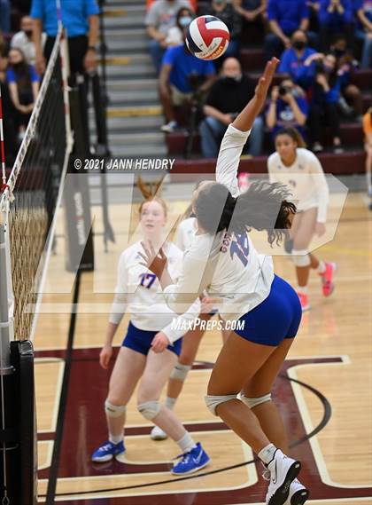 Thumbnail 3 in Bishop Gorman vs. Centennial (5A State Championship) photogallery.