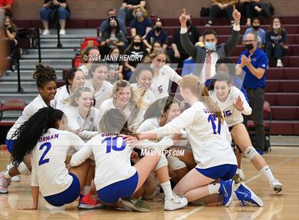 Thumbnail 2 in Bishop Gorman vs. Centennial (5A State Championship) photogallery.
