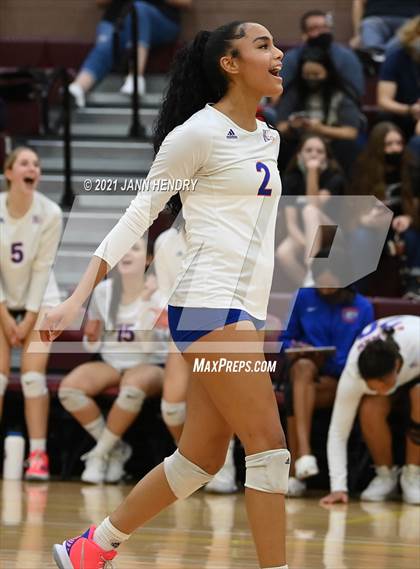 Thumbnail 2 in Bishop Gorman vs. Centennial (5A State Championship) photogallery.