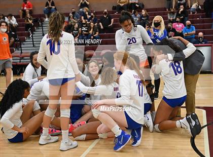 Thumbnail 1 in Bishop Gorman vs. Centennial (5A State Championship) photogallery.