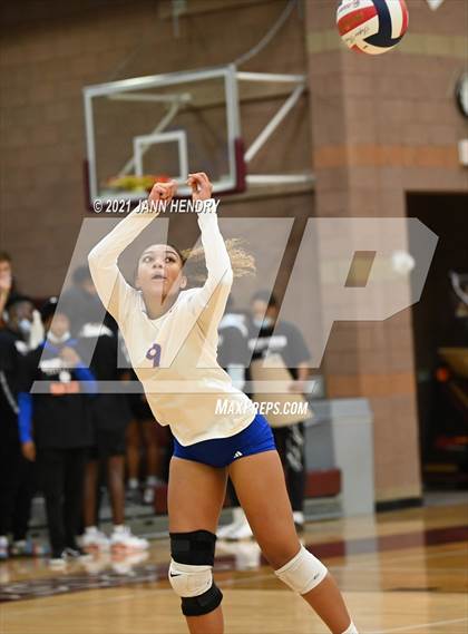 Thumbnail 1 in Bishop Gorman vs. Centennial (5A State Championship) photogallery.