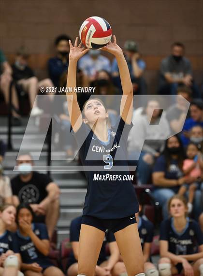 Thumbnail 2 in Bishop Gorman vs. Centennial (5A State Championship) photogallery.