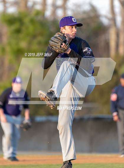 Thumbnail 1 in Hickory @ Deep Creek photogallery.
