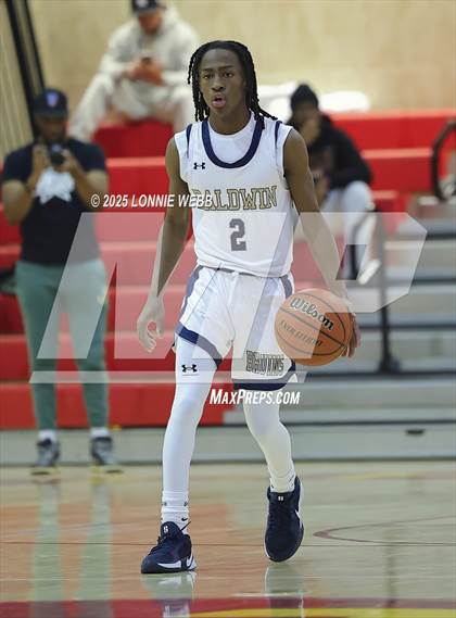 Thumbnail 3 in William Floyd vs Baldwin (Gary Charles Hoop Classic) photogallery.