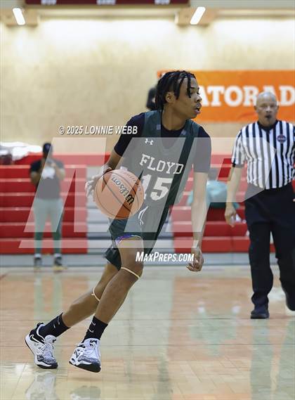 Thumbnail 3 in William Floyd vs Baldwin (Gary Charles Hoop Classic) photogallery.