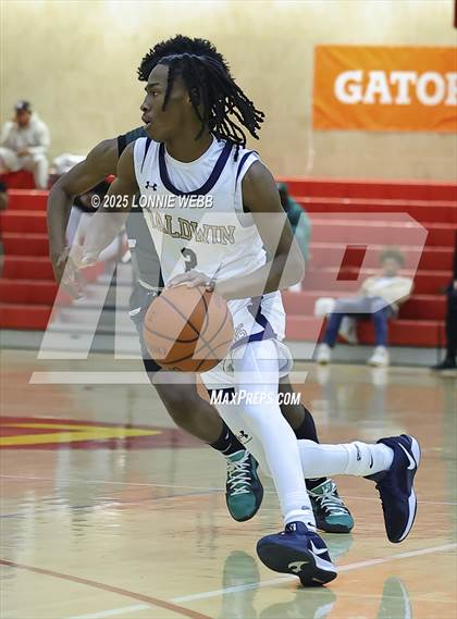 Thumbnail 2 in William Floyd vs Baldwin (Gary Charles Hoop Classic) photogallery.
