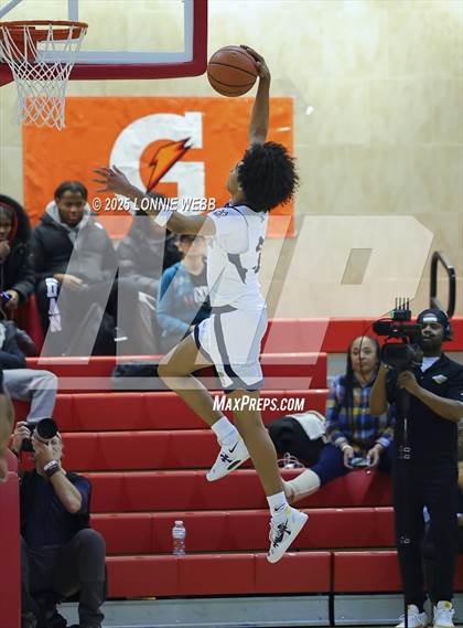 Thumbnail 3 in William Floyd vs Baldwin (Gary Charles Hoop Classic) photogallery.