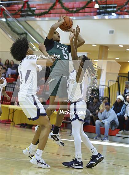 Thumbnail 1 in William Floyd vs Baldwin (Gary Charles Hoop Classic) photogallery.