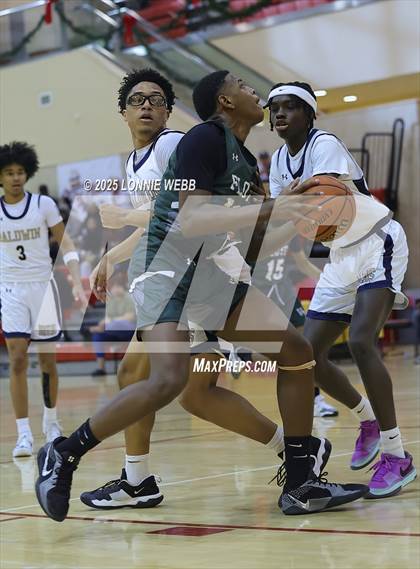 Thumbnail 2 in William Floyd vs Baldwin (Gary Charles Hoop Classic) photogallery.