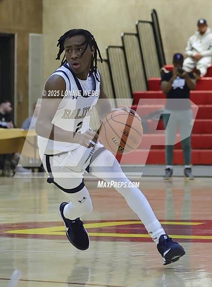Thumbnail 2 in William Floyd vs Baldwin (Gary Charles Hoop Classic) photogallery.