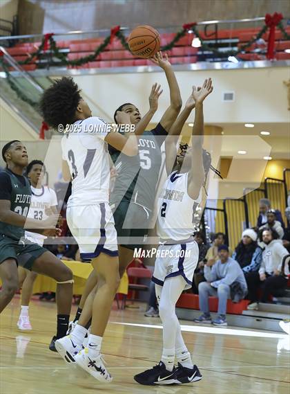 Thumbnail 3 in William Floyd vs Baldwin (Gary Charles Hoop Classic) photogallery.