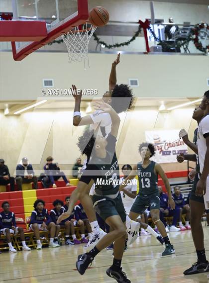 Thumbnail 1 in William Floyd vs Baldwin (Gary Charles Hoop Classic) photogallery.