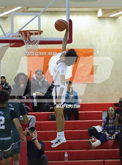 Thumbnail 2 in William Floyd vs Baldwin (Gary Charles Hoop Classic) photogallery.