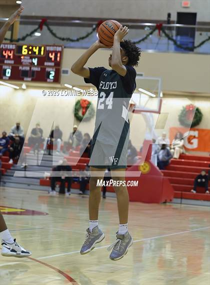 Thumbnail 1 in William Floyd vs Baldwin (Gary Charles Hoop Classic) photogallery.