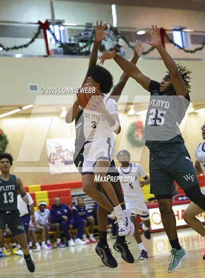 Thumbnail 3 in William Floyd vs Baldwin (Gary Charles Hoop Classic) photogallery.