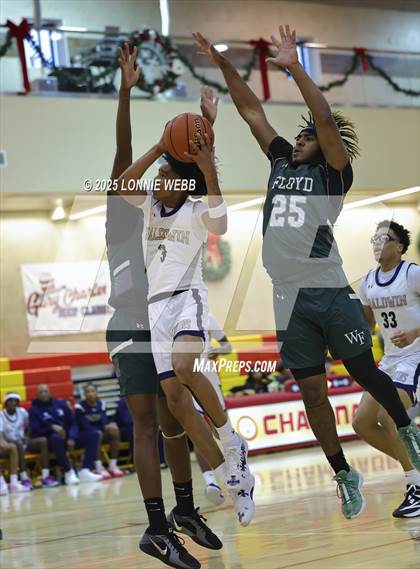 Thumbnail 2 in William Floyd vs Baldwin (Gary Charles Hoop Classic) photogallery.