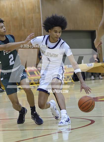 Thumbnail 2 in William Floyd vs Baldwin (Gary Charles Hoop Classic) photogallery.