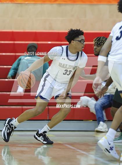 Thumbnail 3 in William Floyd vs Baldwin (Gary Charles Hoop Classic) photogallery.