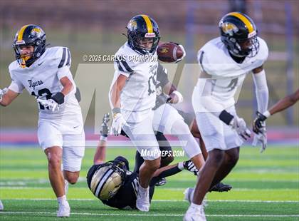 Thumbnail 2 in Snyder @ Lubbock photogallery.