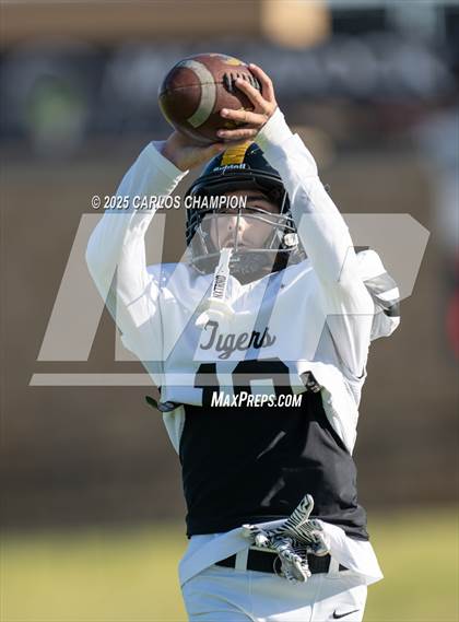 Thumbnail 3 in Snyder @ Lubbock photogallery.