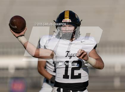 Thumbnail 1 in Snyder @ Lubbock photogallery.