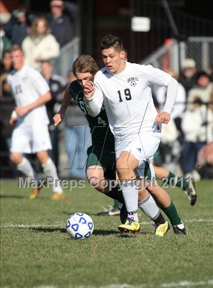 Thumbnail 2 in Hicksville vs. Shenendehowa (NYSPHSAA Class AA Semifinal) photogallery.