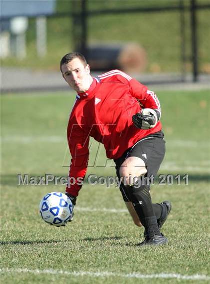 Thumbnail 2 in Hicksville vs. Shenendehowa (NYSPHSAA Class AA Semifinal) photogallery.