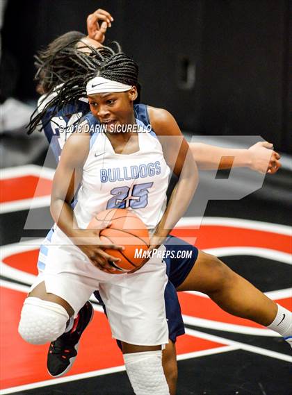 Thumbnail 1 in Sanford vs. Centennial (Nike Tournament of Champions) photogallery.