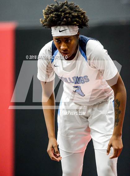 Thumbnail 2 in Sanford vs. Centennial (Nike Tournament of Champions) photogallery.