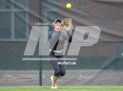 Thumbnail 3 in Penn vs Noblesville (Carmel Invite) photogallery.