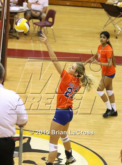 Thumbnail 2 in West Nassau vs. Bolles photogallery.