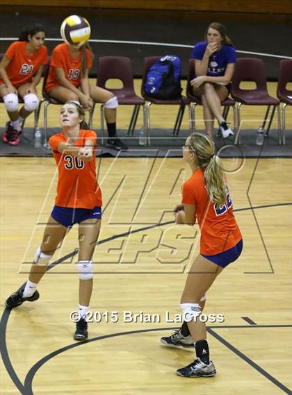 Thumbnail 2 in West Nassau vs. Bolles photogallery.