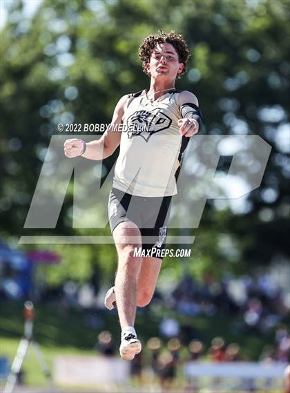 Thumbnail 2 in CIF Boys Central Section Track  & Field Championships photogallery.