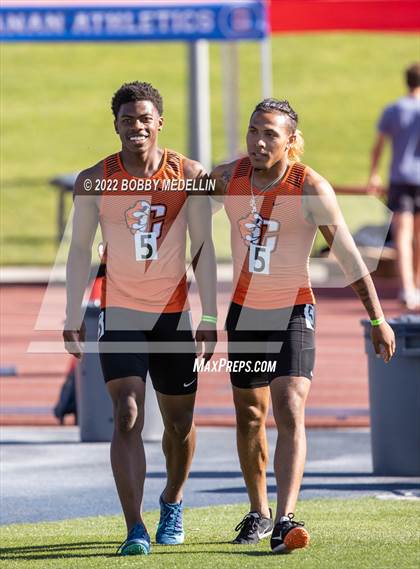 Thumbnail 3 in CIF Boys Central Section Track  & Field Championships photogallery.