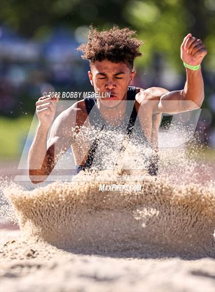 Thumbnail 1 in CIF Boys Central Section Track  & Field Championships photogallery.