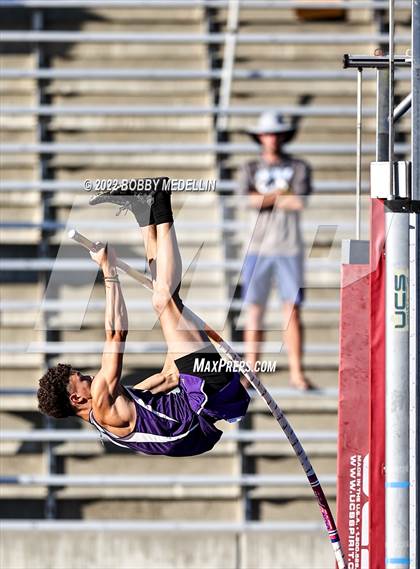 Thumbnail 2 in CIF Boys Central Section Track  & Field Championships photogallery.