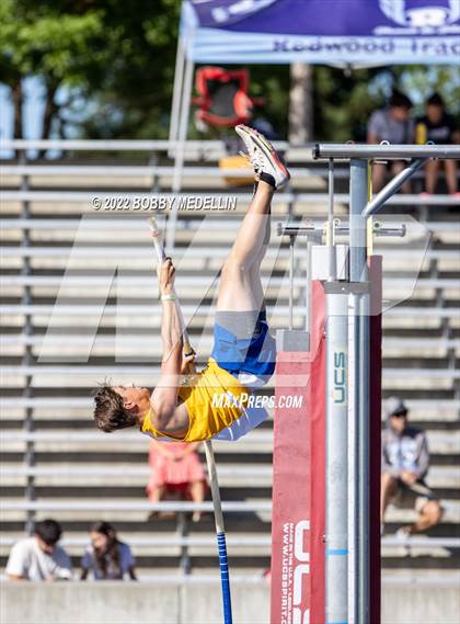 Thumbnail 2 in CIF Boys Central Section Track  & Field Championships photogallery.