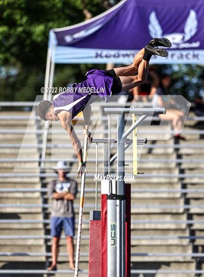 Thumbnail 1 in CIF Boys Central Section Track  & Field Championships photogallery.