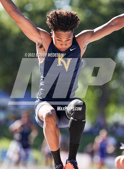 Thumbnail 1 in CIF Boys Central Section Track  & Field Championships photogallery.