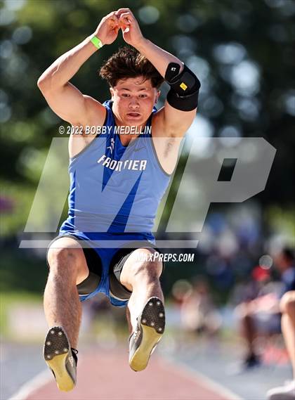 Thumbnail 2 in CIF Boys Central Section Track  & Field Championships photogallery.