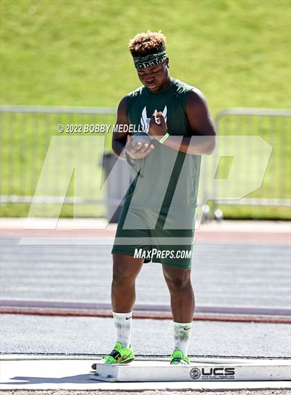 Thumbnail 2 in CIF Boys Central Section Track  & Field Championships photogallery.