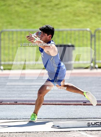 Thumbnail 3 in CIF Boys Central Section Track  & Field Championships photogallery.