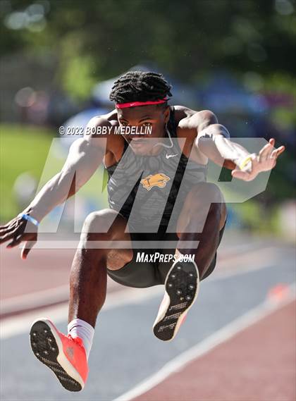 Thumbnail 1 in CIF Boys Central Section Track  & Field Championships photogallery.
