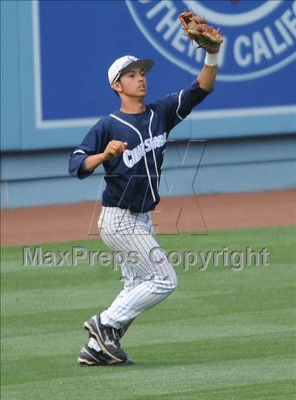 Thumbnail 1 in Chatsworth vs. San Fernando (CIF LACS D1 Final) photogallery.