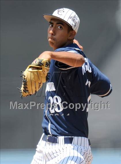 Thumbnail 1 in Chatsworth vs. San Fernando (CIF LACS D1 Final) photogallery.