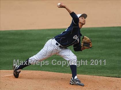 Thumbnail 2 in Chatsworth vs. San Fernando (CIF LACS D1 Final) photogallery.